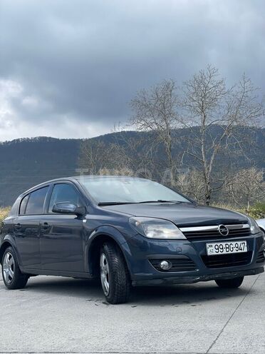 Opel Astra 2005, 331,114 km - 1.4 l - Qəbələ