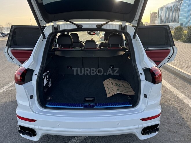 Porsche Cayenne GTS 2015, 63,000 km - 3.6 l - Bakı