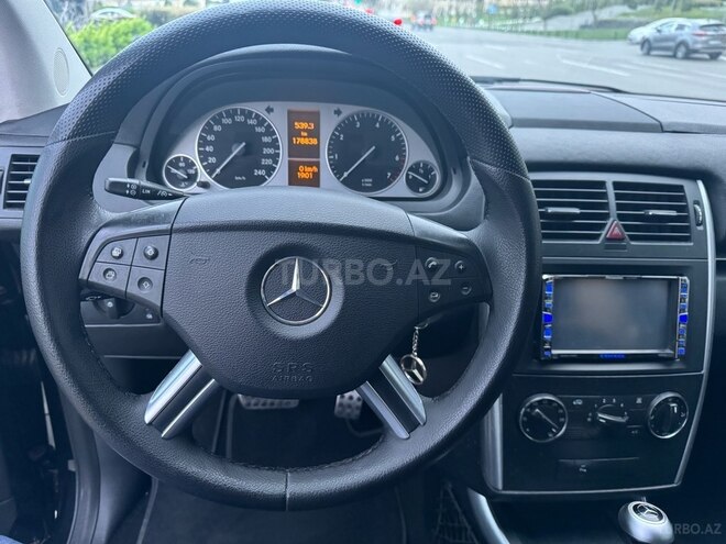 Mercedes B 180 2010, 178,855 km - 1.8 l - Bakı