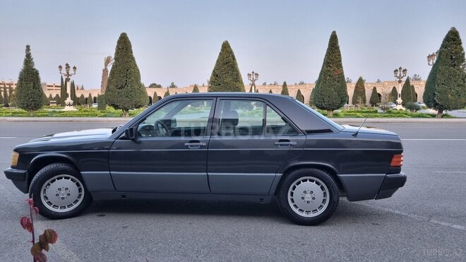 Mercedes 190 1988, 400,000 km - 2.0 l - Gəncə