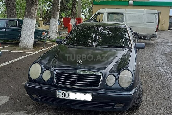 Mercedes E 230 1996, 320,000 km - 2.3 l - Göyçay