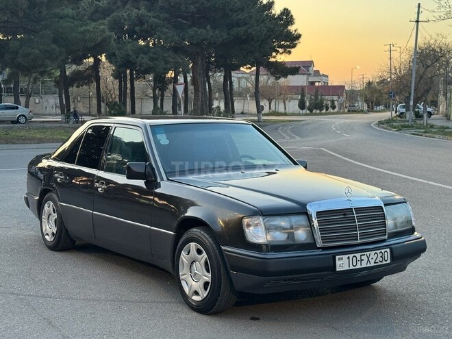 Mercedes E 230 1992, 258,741 km - 2.3 l - Sumqayıt