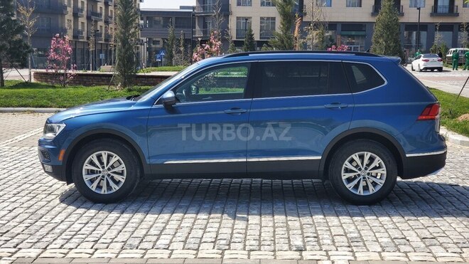 Volkswagen Tiguan 2018, 35,000 km - 2.0 l - Bakı