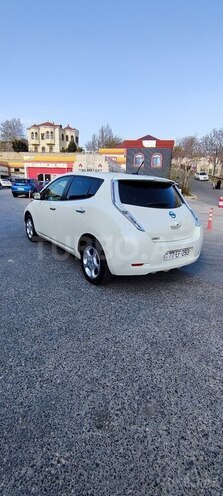 Nissan Leaf 2011, 104,000 km - 0.0 l - Bakı