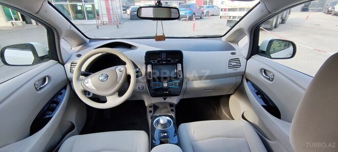 Nissan Leaf 2011, 104,000 km - 0.0 l - Bakı