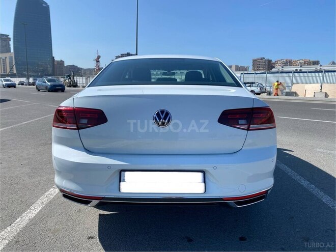 Volkswagen Passat 2021, 35,223 km - 2.0 l - Bakı