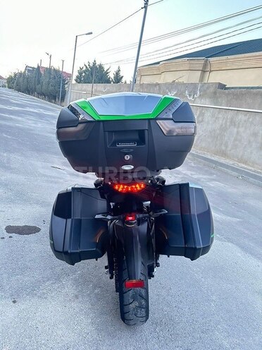 Kawasaki  2019, 4,900 km - 0.7 l - Bakı