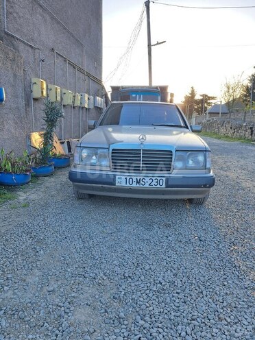 Mercedes E 230 1987, 384,832 km - 2.3 l - Lənkəran
