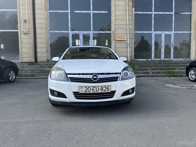 Opel Astra 2009, 166,000 km - 1.4 l - Gəncə