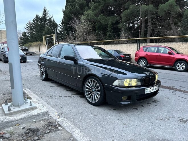 BMW 530 2001, 330,000 km - 3.0 l - Bakı