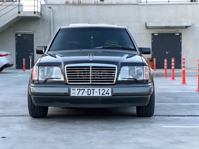 Mercedes E 220 1993, 483,000 km - 2.2 l - Bakı