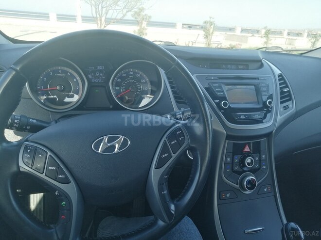 Hyundai Elantra 2015, 64,072 km - 1.8 l - Bakı