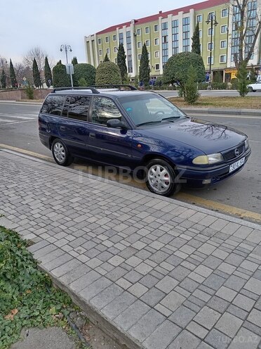Opel Astra 1998, 350,000 km - 1.6 l - Şəmkir