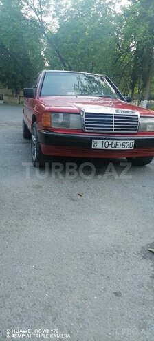 Mercedes 190 1992, 332,168 km - 1.8 l - Ucar