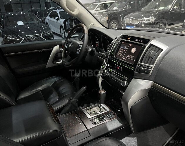Toyota Land Cruiser 2012, 74,200 km - 4.6 l - Bakı