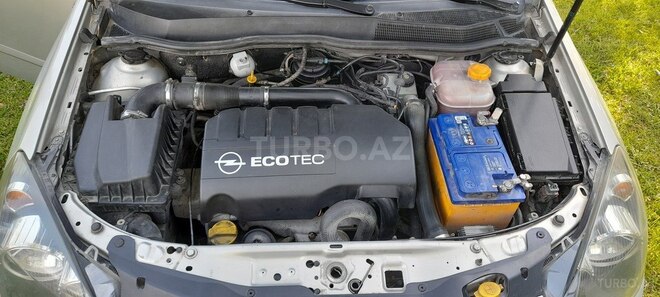Opel Astra 2006, 440,000 km - 1.3 l - Qax