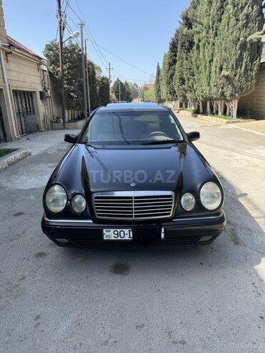 Mercedes E 320 1998, 300,000 km - 3.2 l - Bakı