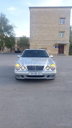 Mercedes E 270 2001, 581,780 km - 2.7 l - Bakı