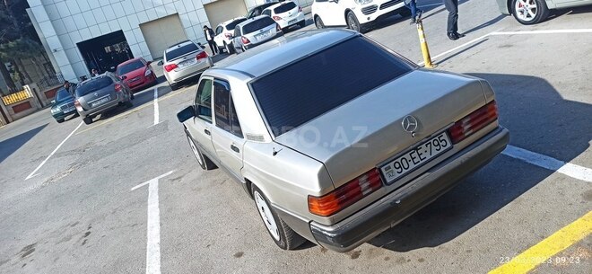 Mercedes 190 1992, 420,000 km - 2.0 l - Xaçmaz