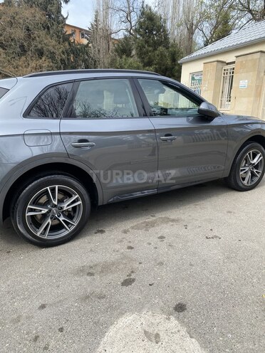 Audi Q5 2017, 117,000 km - 2.0 l - Bakı