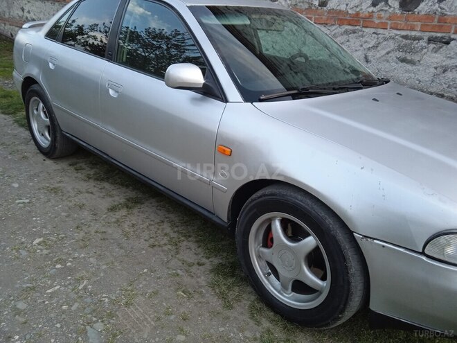 Audi A4 1995, 356,261 km - 2.8 l - Balakən