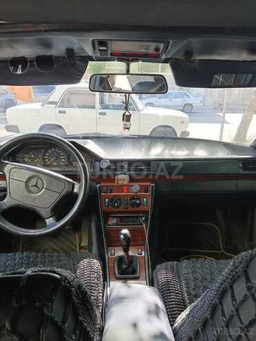 Mercedes E 200 1994, 381,324 km - 2.0 l - Sabirabad