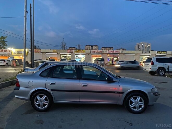 Opel Vectra 1998, 357,000 km - 1.8 l - Sumqayıt