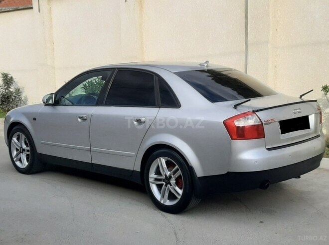 Audi A4 2001, 272,800 km - 2.0 l - Bakı