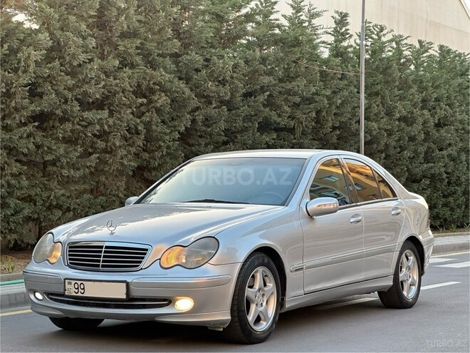Mercedes  2002, 305,421 km - 2.2 l - Bakı