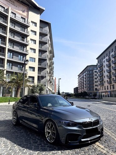BMW 330 2017, 180,000 km - 2.0 l - Bakı