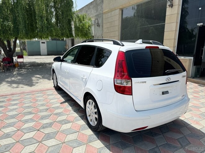 Hyundai i30 2011, 206,300 km - 1.6 l - Göyçay