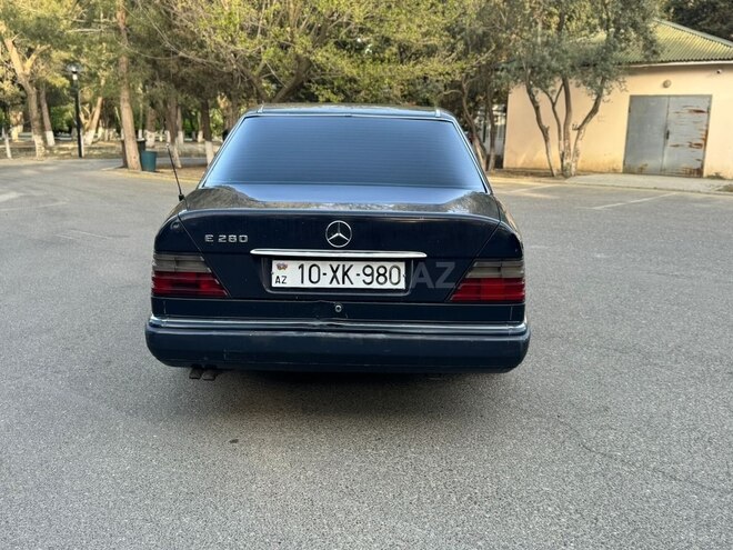 Mercedes E 280 1993, 258,711 km - 2.8 l - Sumqayıt