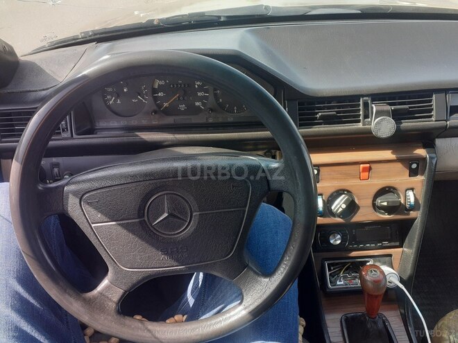 Mercedes E 200 1989, 456,800 km - 2.0 l - Bakı