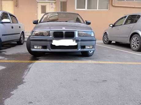 BMW 323 1996