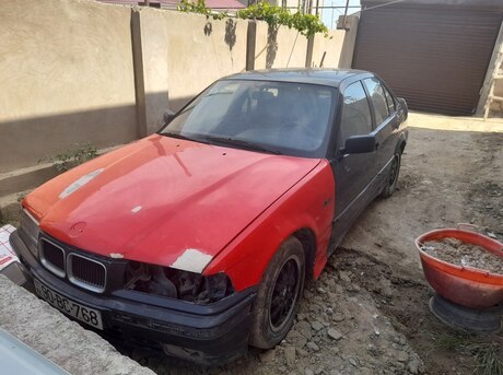 BMW 318 1992