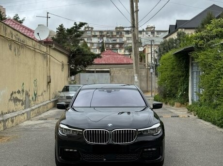 BMW 740 2017