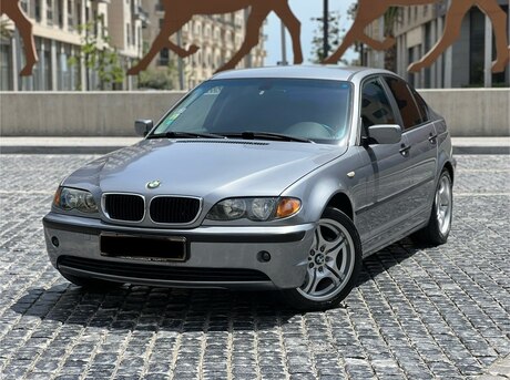 BMW 320 2004