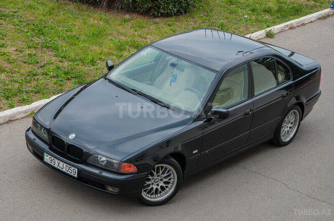 BMW 528 1998, 185,000 km - 2.8 l - 