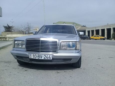 Mercedes 300 SEL 1990