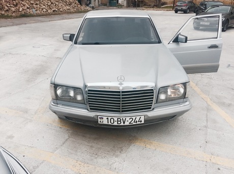 Mercedes 300 SEL 1988