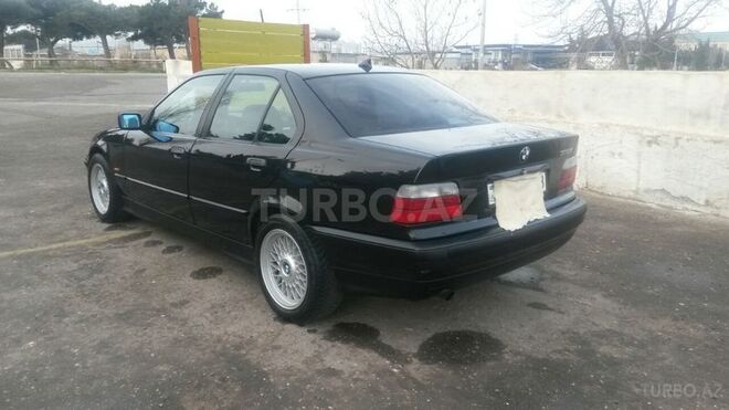 BMW 318 1991, 320,000 km - 1.8 l - Bakı