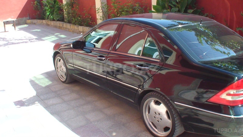 Mercedes C 240 2001, 236,323 km - 2.6 l - Bakı