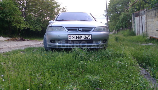 Opel Vectra 1999, 237,052 km - 2.5 l - Sumqayıt
