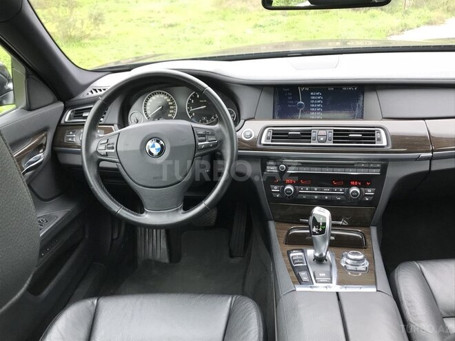 BMW 730 2011, 104,000 km - 3.0 л - Bakı