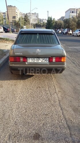 Mercedes 190 1989, 251,000 km - 2.0 л - Bakı