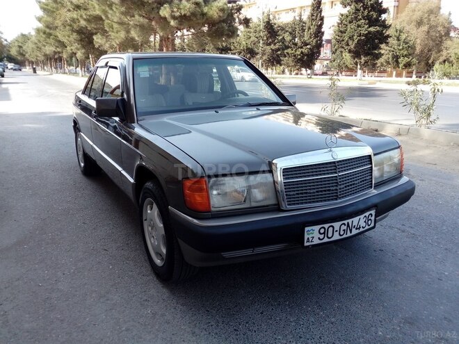 Mercedes 190 1992, 420,000 km - 2.0 л - Sumqayıt