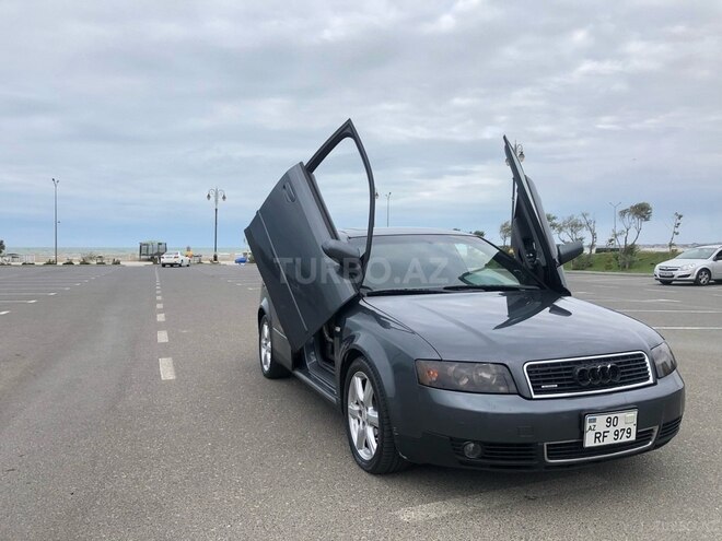 Audi A4 2003, 274,100 km - 1.8 л - Sumqayıt
