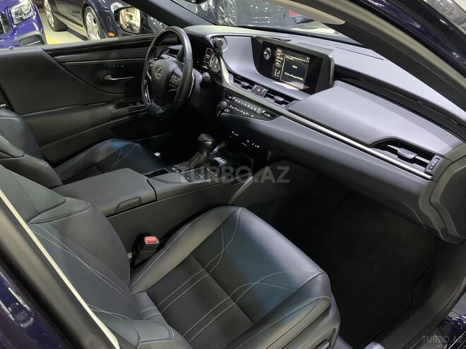 Lexus ES 250 2020, 10,000 km - 2.5 л - Bakı