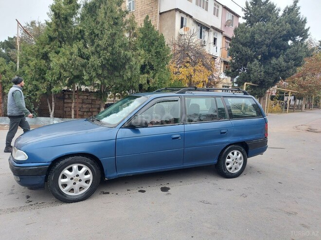 Opel Astra 1997, 394,000 km - 1.6 л - Sumqayıt