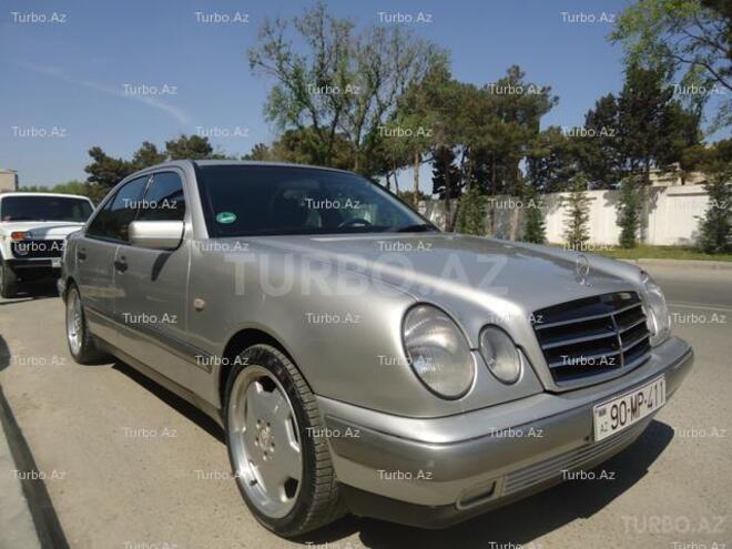 Mercedes E 200 1999, 242,000 km - 2.0 л - Bakı